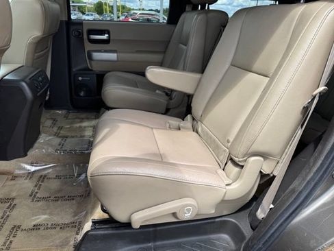 Used 2008 Toyota Sequoia Limited AWD/4WD image 7