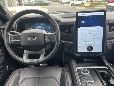Used 2022 Ford Expedition Max Limited AWD/4WD image 14