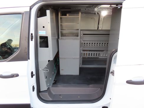 Used 2020 Ford Transit Connect XL image 8