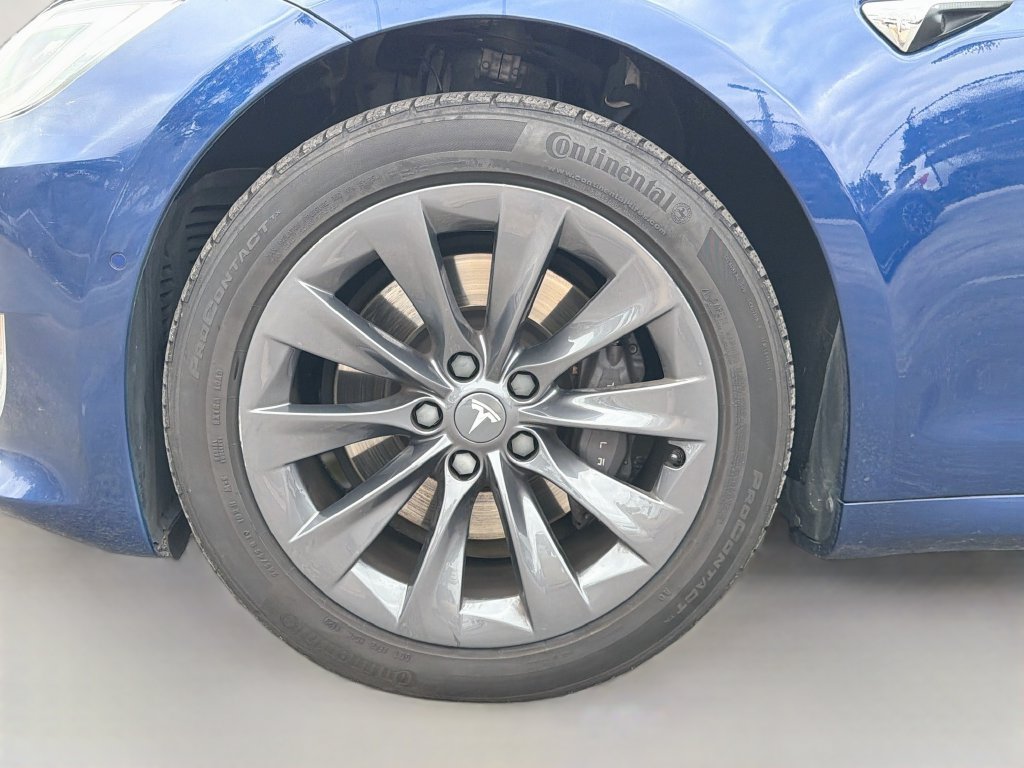 Used 2020 Tesla Model S Long Range AWD/4WD image 41