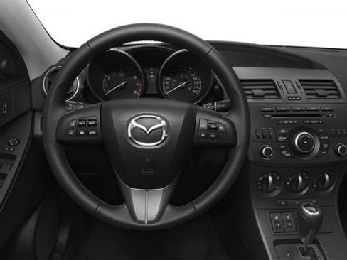 Used 2013 MAZDA MAZDA3 i Grand Touring w/ Tech Pkg image 9