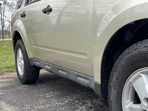 Used 2012 Ford Escape XLT image 19