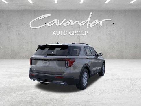 New 2026 Ford Explorer Active w/ Active Comfort Package image 8