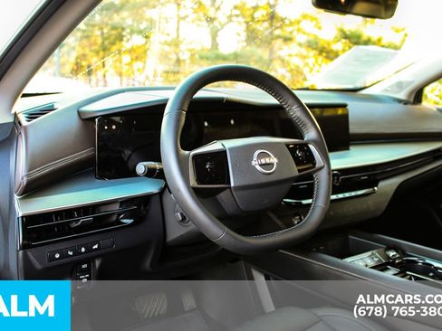 Used 2025 Nissan Murano Platinum w/ Cargo Package image 23