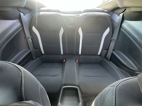 Used 2021 Chevrolet Camaro LT image 21