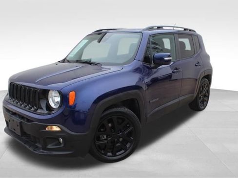 Used 2017 Jeep Renegade Altitude image 1