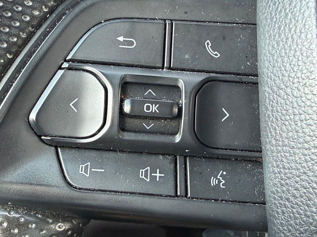 Used 2024 Toyota Tacoma SR5 RWD image 16
