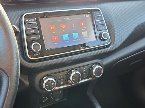 Used 2024 Nissan Kicks S w/ Interior Electronics Package FWD image 22