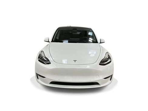 Certified 2022 Tesla Model Y Long Range AWD/4WD image 2