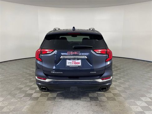 Used 2018 GMC Terrain Denali w/ Advanced Safety Package image 24