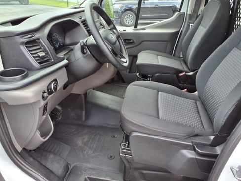 Used 2024 Ford Transit 250 Low Roof w/ Exterior Upgrade Package image 7