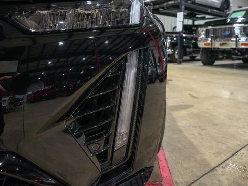 Used 2023 Cadillac CT5 V Blackwing w/ Driver Assist Package image 35