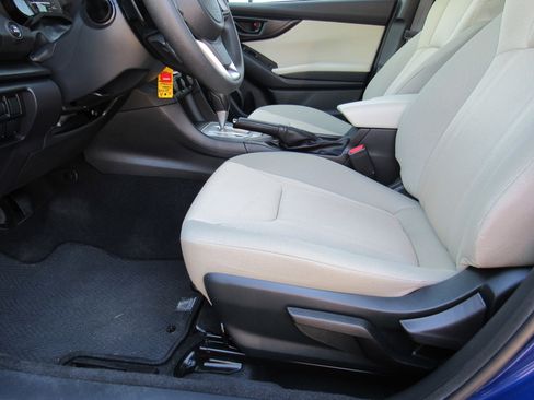Used 2023 Subaru Impreza 2.0i Premium AWD/4WD image 12