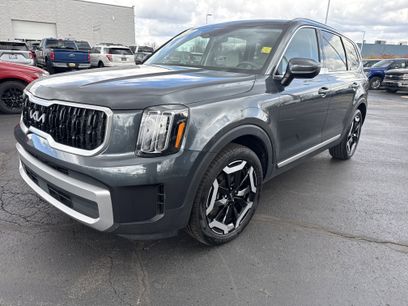 Used 2023 Kia Telluride EX