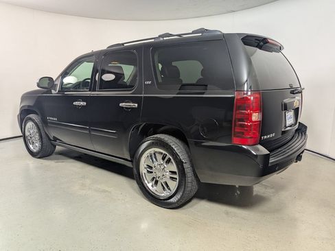 Used 2008 Chevrolet Tahoe LTZ w/ LTZ Preferred Equipment Group RWD image 6
