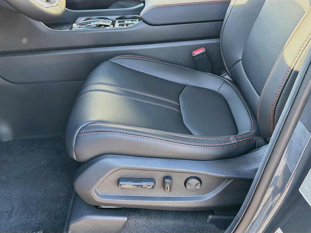 New 2026 Honda Pilot TrailSport image 13
