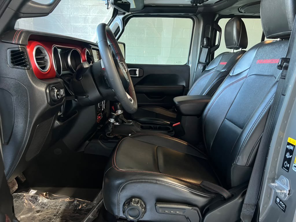 Used 2023 Jeep Gladiator Rubicon w/ Trailer Tow Package AWD/4WD image 11