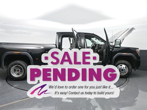 Used 2023 GMC Sierra 3500 Denali w/ Denali Ultimate Package image 54