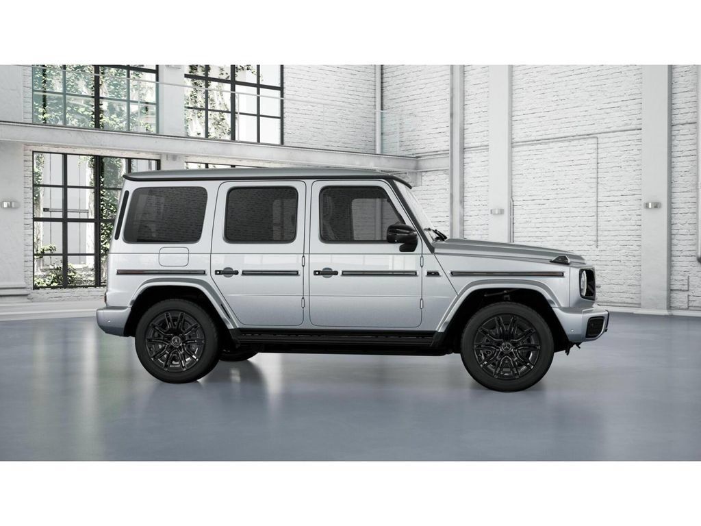 Certified 2025 Mercedes-Benz G 580 w/ EQ Technology image 15