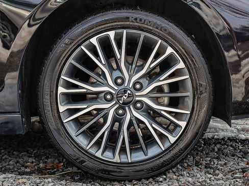 Certified 2023 Kia Forte GT-Line w/ GT-Line Technology Package image 27