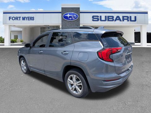 Used 2021 GMC Terrain SLE w/ Driver Convenience Package FWD image 6