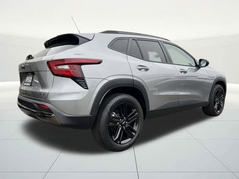 New 2025 Chevrolet Trax ACTIV w/ Driver Confidence Package image 5