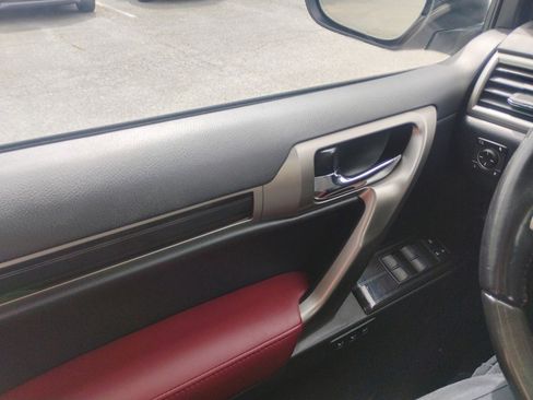 Used 2021 Lexus GX 460 Premium image 36