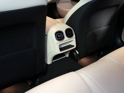 Used 2024 Mercedes-Benz C 300 4MATIC Sedan image 27