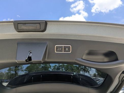 Certified 2023 Kia Sorento EX FWD image 13