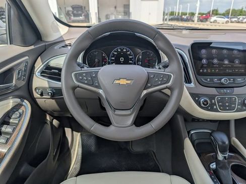 Used 2024 Chevrolet Malibu LT FWD image 23