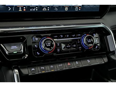 New 2026 GMC Sierra 1500 Denali w/ Denali Reserve Package AWD/4WD image 17