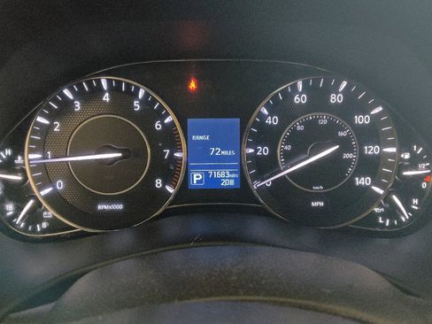 Used 2018 Nissan Armada Platinum w/ Interior Lighting Package RWD image 23