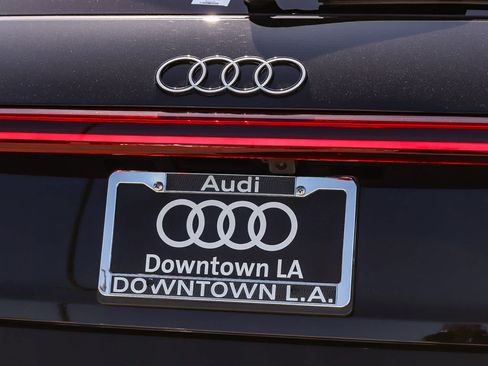 Used 2024 Audi Q8 e-tron Premium AWD/4WD image 11