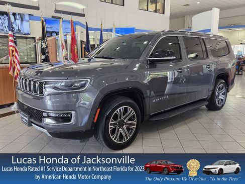 Used 2023 Jeep Wagoneer L Series II AWD/4WD image 1