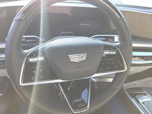 Used 2024 Cadillac Lyriq Sport w/ LPO, Floor Liner Package AWD/4WD image 9