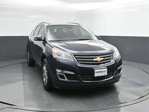 Used 2017 Chevrolet Traverse LT image 22