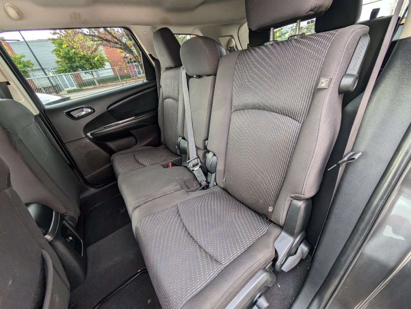 Used 2016 Dodge Journey SE w/ Flexible Seating Group FWD image 19