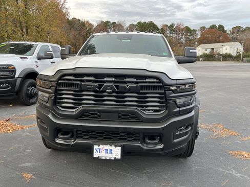 New 2026 RAM 4500 Tradesman image 8