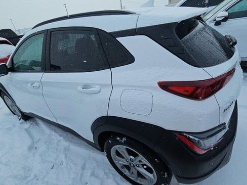 Used 2023 Hyundai Kona SEL image 4