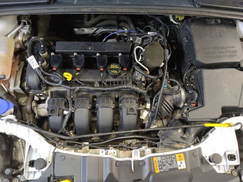 Used 2014 Ford Focus SE FWD image 30