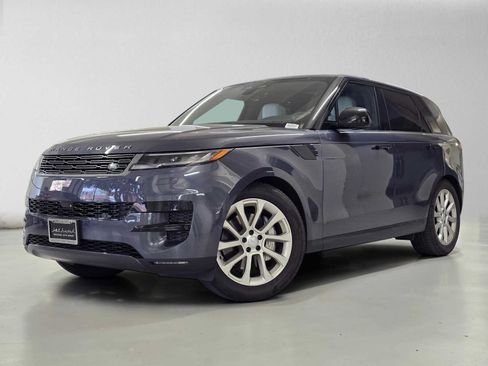 Used 2025 Land Rover Range Rover Sport SE AWD/4WD image 1