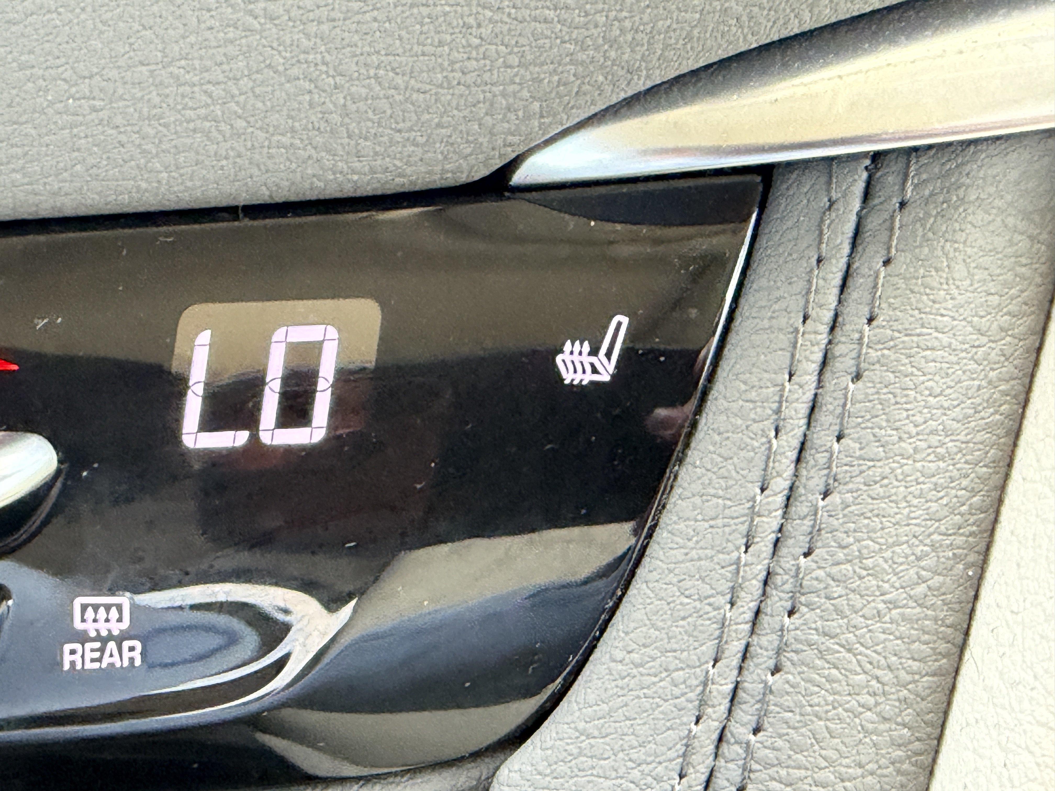 Certified 2024 Cadillac XT5 Premium Luxury FWD image 21