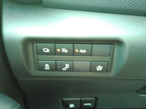 Used 2024 Nissan Kicks S image 30