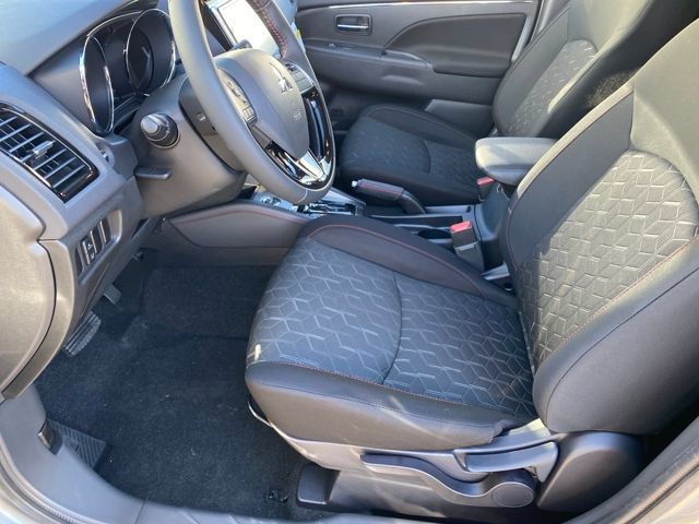 New 2026 Mitsubishi Outlander Sport LE AWD/4WD image 10