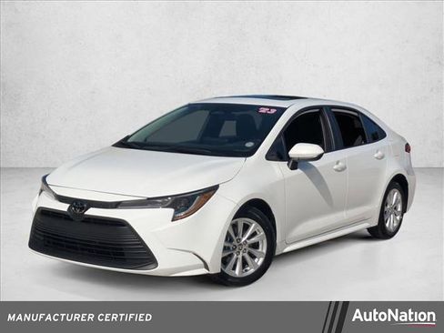 Certified 2023 Toyota Corolla LE image 1