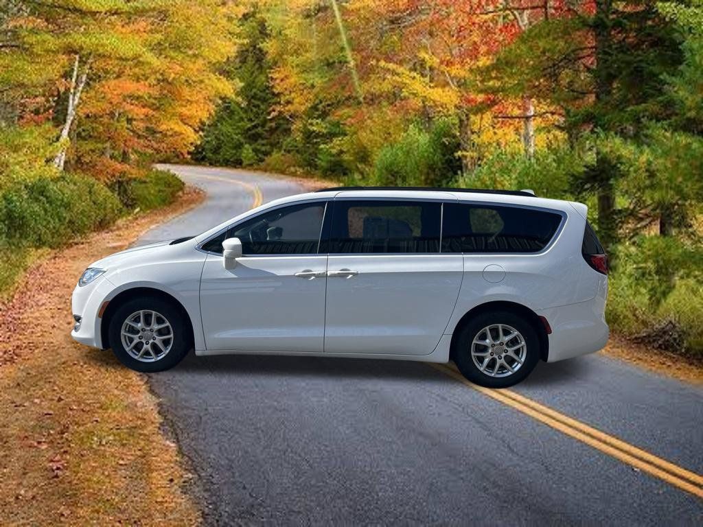 Certified 2020 Chrysler Pacifica Touring FWD image 8