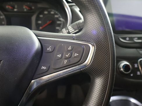 Used 2021 Chevrolet Malibu LT image 39