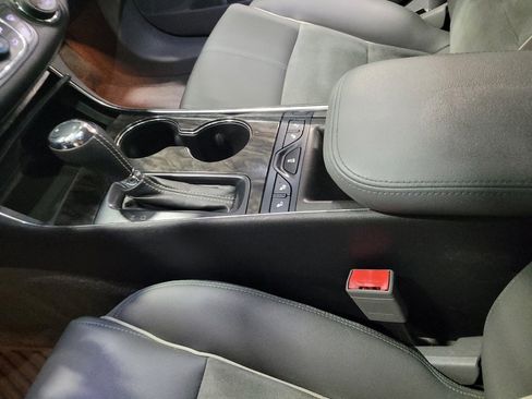 Used 2014 Chevrolet Impala LT w/ Premium Seating Package image 26