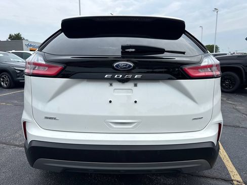 Used 2024 Ford Edge SEL w/ Convenience Package AWD/4WD image 8