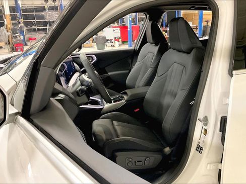 New 2026 BMW X3 xDrive30 w/ Premium Package image 9